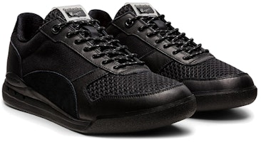 오니츠카 타이거 울티메이트 81 MP 블랙 러닝화 1183B788-002 Lookbook 오니츠카 타이거 울티메이트 81 MP 블랙 러닝화 1183B788-002