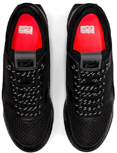 Sepatu Lari Onitsuka Tiger Ultimate 81 Mp Hitam 1183B788-002 Shop Sepatu Lari Onitsuka Tiger Ultimate 81 Mp Hitam 1183B788-002