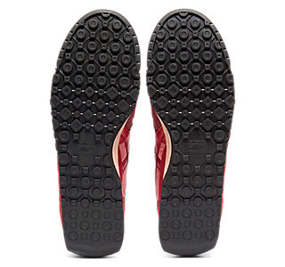 Sizing Onitsuka Tiger ULTIMATE 81 NM CLASSIC RED/CLASSIC RED 1183C588-600