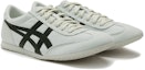 Lookbook Onitsuka Tiger Unisex Machu Racer Kasut Lari Kelabu 'Grey Black' 1183A858-020