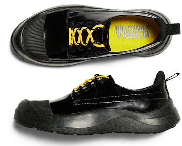 오니츠카 타이거 위거브 '블랙 타이치 옐로우' 1183C304-001 2