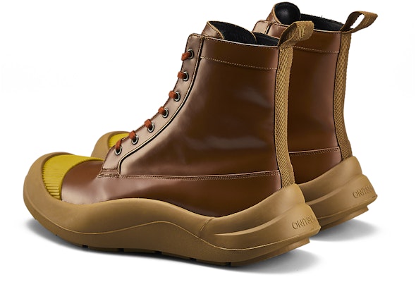 Onitsuka Tiger Wigurve Boot 'Perang Karavan' 1183B943-200 Shop Onitsuka Tiger Wigurve Boot 'Perang Karavan' 1183B943-200