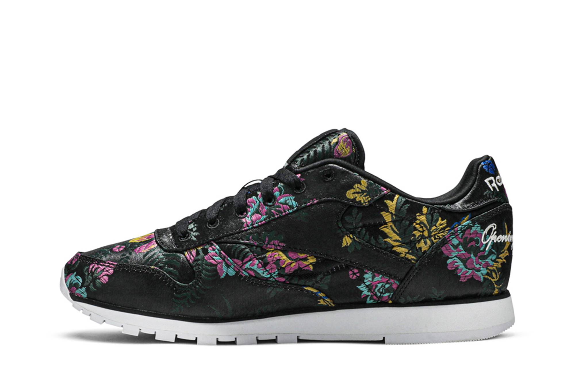 Lookbook Opening Ceremony x Reebok Classic Leather Premium 'Hitam' DV5224