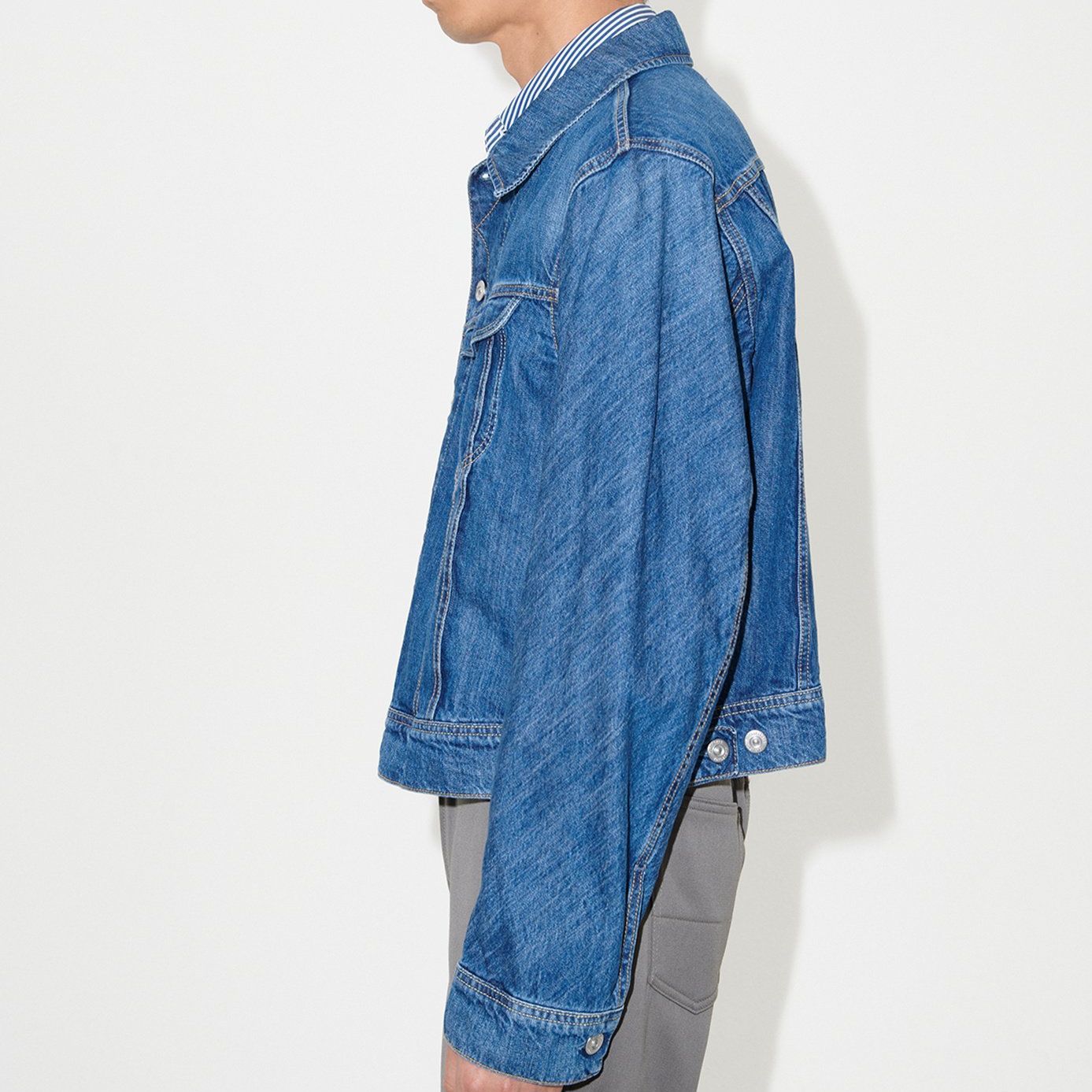 Details for OUR LEGACY Jaket Denim Biru dengan Kerah Single Breasted dan Saku Flap Miring M4235RWB