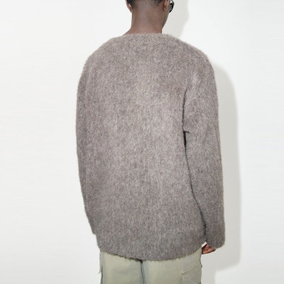 OUR LEGACY FW23 Loose Fit V-Neck Knit Cardigan Warna Moiré Grey. M4236CM Sizing OUR LEGACY FW23 Loose Fit V-Neck Knit Cardigan Warna Moiré Grey. M4236CM