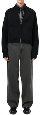 OUR LEGACY FW24 Sweater Hitam Knit Ribbed Raglan dengan Double Zipper. M4243UJ Lookbook OUR LEGACY FW24 Sweater Hitam Knit Ribbed Raglan dengan Double Zipper. M4243UJ