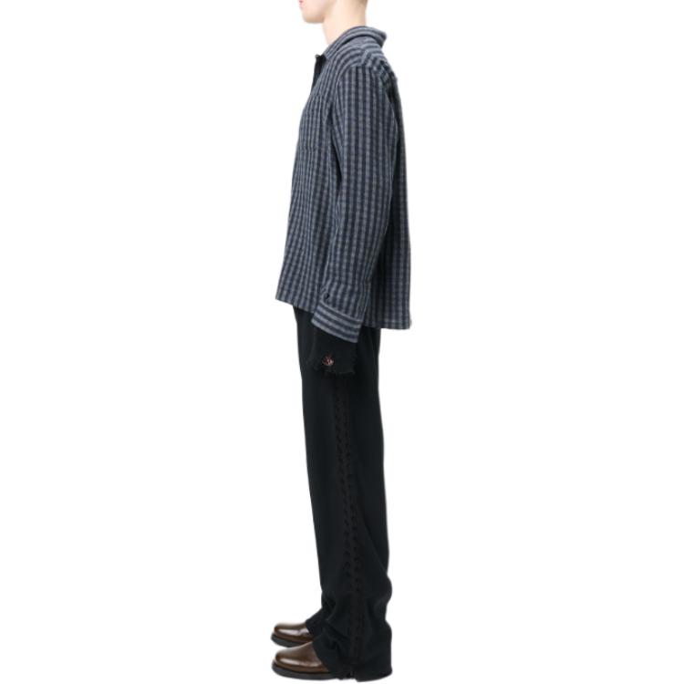 Lookbook OUR LEGACY FW24 Kemeja Oversized Kotak Biru Lengan Panjang dengan Saku Dada. M4242HP