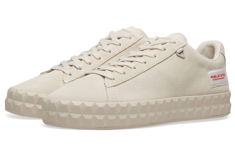 Order Outlaw Moscow x Puma Court Platform ''Moonbeam'' Sneakers 367097-02