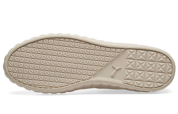 Shop Outlaw Moscow x Puma Court Platform ''Moonbeam'' Sneakers 367097-02