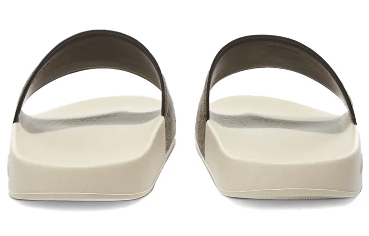 Shop Pablo Delcielo x Gucci GG Supreme Slide 'Stroberi' 699303-U1F00-8462