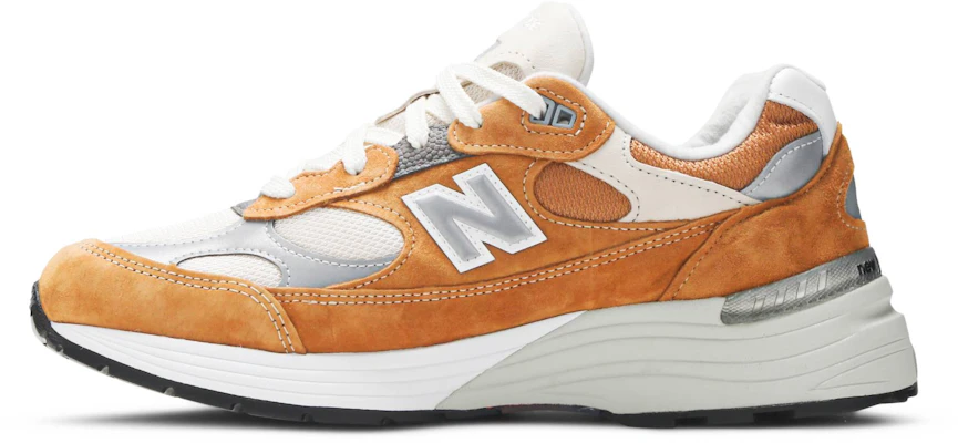Packer Shoes x New Balance 992 Made In USA 'Workwear Brown' M992PK1 Lookbook Packer Shoes x New Balance 992 Made In USA 'Workwear Brown' M992PK1