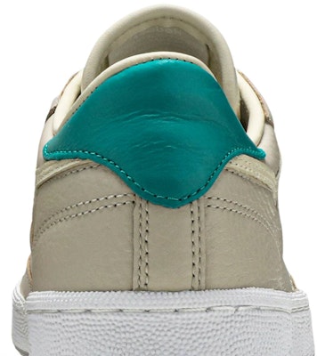 Packer Shoes x Reebok Club C 'Marcial' CN1284 Sizing Packer Shoes x Reebok Club C 'Marcial' CN1284