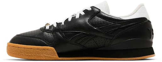 Packer Shoes x 锐步 Phase 1 'Corner 85' AR0321 Lookbook Packer Shoes x 锐步 Phase 1 'Corner 85' AR0321