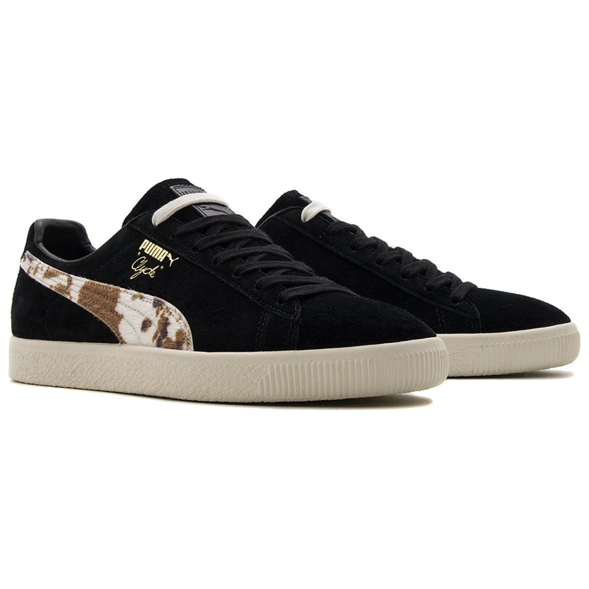 Shop Packer x Puma クライド「カウスーツ」黒 363507-01