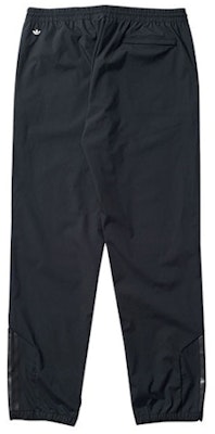 Seluar Palace Adidas AT Hitam Order Seluar Palace Adidas AT Hitam