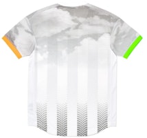 Palace x adidas ユベントス 4th オーセンティック (ホワイト)
Order Palace x adidas ユベントス 4th オーセンティック (ホワイト)