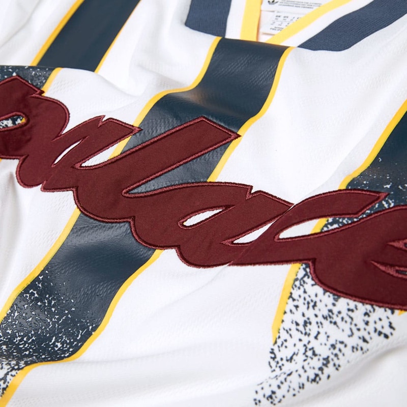 Lookbook Palace 阿迪达斯客场队服 白色