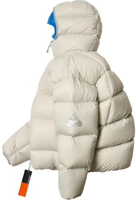 Jaket Balaclava Puffer PALACE FW24 Kelabu Unisex dengan Cetakan Logo. P27JK053 Purchase Jaket Balaclava Puffer PALACE FW24 Kelabu Unisex dengan Cetakan Logo. P27JK053