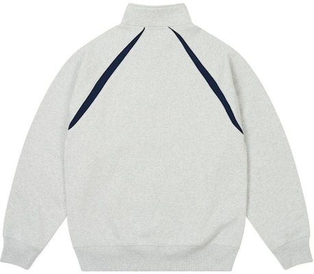 팔레스 홀리데이 하프집 로고 자수 스웨트셔츠 유니섹스. P27CS216 Lookbook 팔레스 홀리데이 하프집 로고 자수 스웨트셔츠 유니섹스. P27CS216