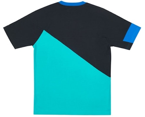 パレス メトリックTシャツ (黒)
Order パレス メトリックTシャツ (黒)