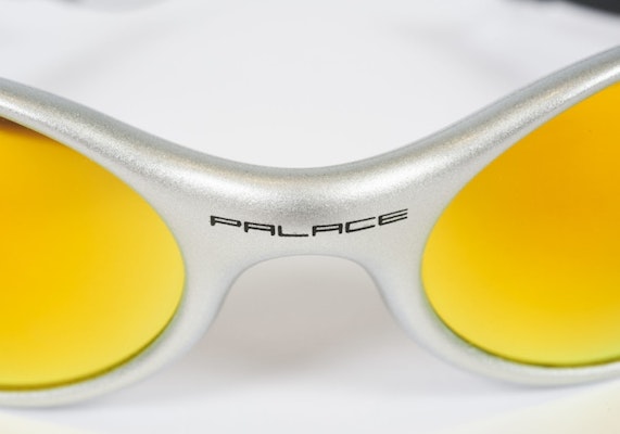 Palace Palace Oakley Eyejacket Silver/Fire Order Palace Palace Oakley Eyejacket Silver/Fire