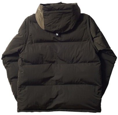 Palace Pinnacle Puffa Hitam Order Palace Pinnacle Puffa Hitam