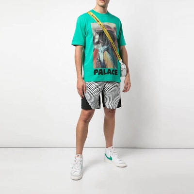PALACE 印花拼接休閒短褲 男女款 黑色 P14SS022 Shop PALACE 印花拼接休閒短褲 男女款 黑色 P14SS022