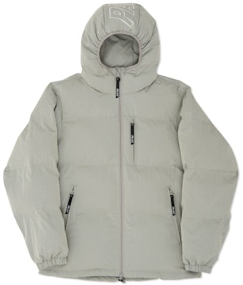 宮廷款銀色羽絨外套 Buy 宮廷款銀色羽絨外套