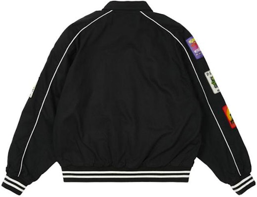 PALACE SS22 男士黑色棉质徽章刺绣标志飞行夹克外套. P22JK155 Lookbook PALACE SS22 男士黑色棉质徽章刺绣标志飞行夹克外套. P22JK155