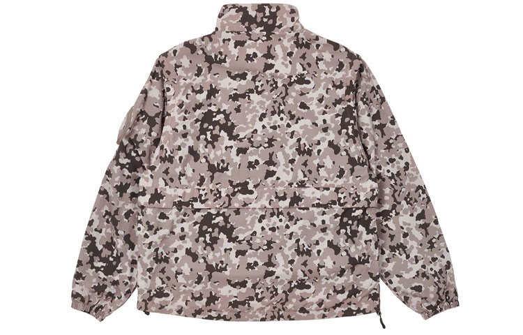 Shop PALACE SS22城市迷彩可拆袖马甲外套男女宽松款式。 P22JK078