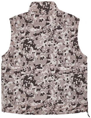 PALACE SS22城市迷彩可拆袖马甲外套男女宽松款式。 P22JK078 Sizing PALACE SS22城市迷彩可拆袖马甲外套男女宽松款式。 P22JK078