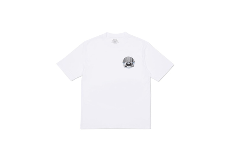 Buy Kemeja-T Putih Palace Tri-Curtain