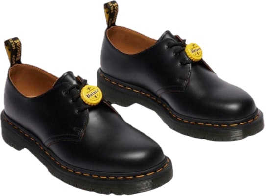 Palace x Dr. Martens 1461 'Hitam' 41827001 Order Palace x Dr. Martens 1461 'Hitam' 41827001