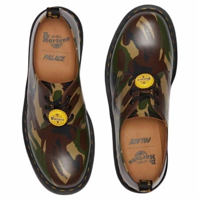 Palace x Dr. Martens 1461 'Woodland Camo' Kasut Lelaki Corak Hutan. 41828200 Shop Palace x Dr. Martens 1461 'Woodland Camo' Kasut Lelaki Corak Hutan. 41828200