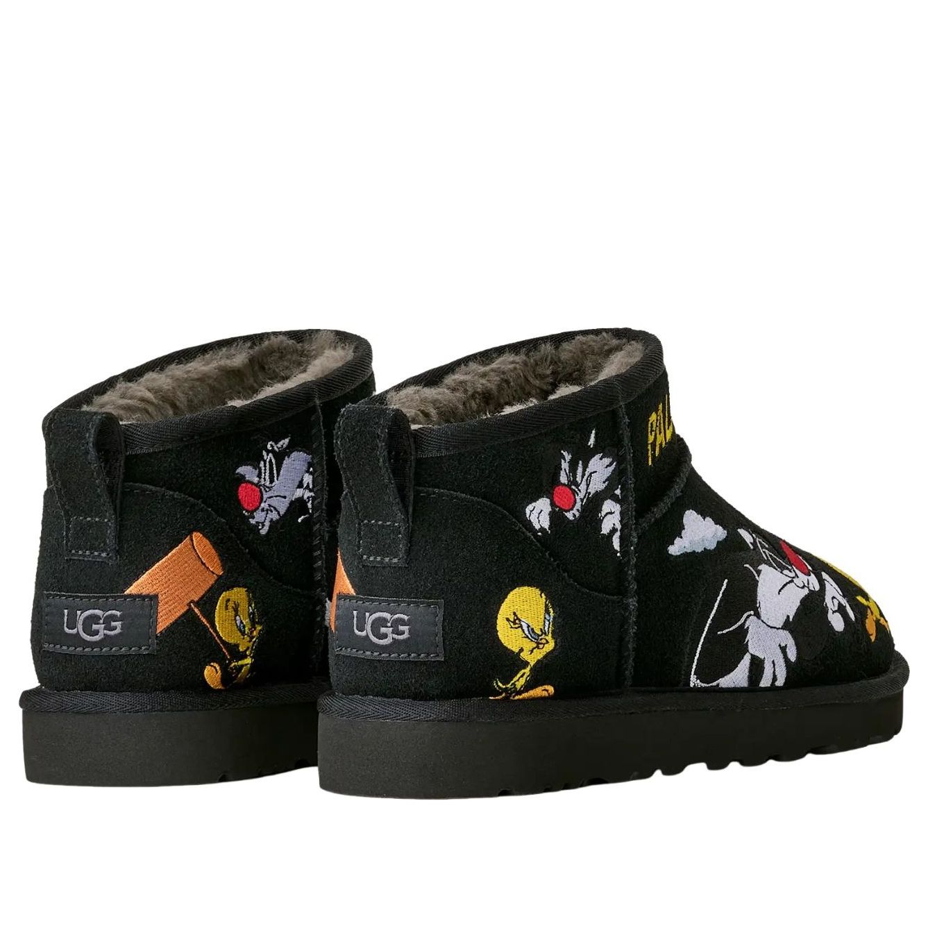 Lookbook Palace x 乐一通 x UGG 经典超短靴 '黑色' 1181891-BLK