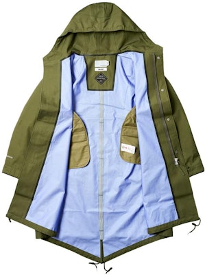 PALACE x NANAMICA FW23 GORE-TEX 绿色连帽外套男女同款夹克。 SUBF359ESG Shop PALACE x NANAMICA FW23 GORE-TEX 绿色连帽外套男女同款夹克。 SUBF359ESG