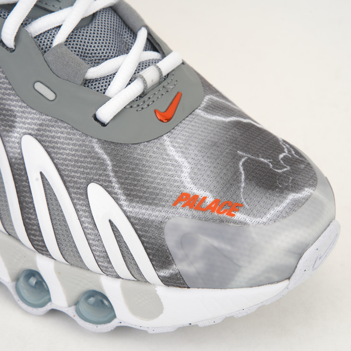 Sizing Palace x Nike Air Max DN8 ''Staubgrau'' IB4181-002