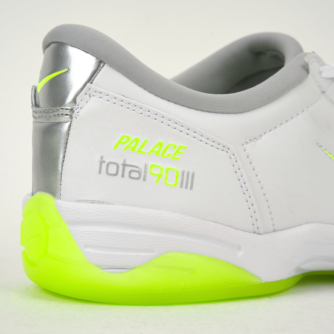 Cheap Palace x Nike Total 90 3 'White Silver Volt' IM1381-100