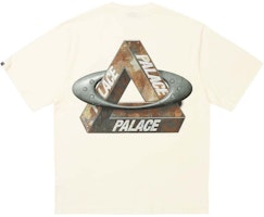PALACE x Oakley Collaboration Solid Color Print Unisex T-Shirt. P27OKES005 PALACE x Oakley Collaboration Solid Color Print Unisex T-Shirt. P27OKES005