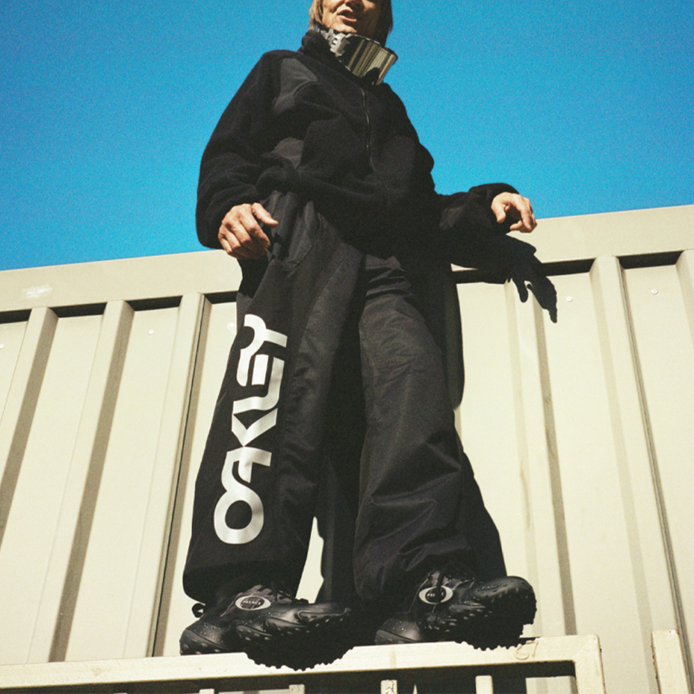 PALACE Oakley FW24 Black Fleece Zip Jacket with Logo Print Unisex. P27OKJK006 圖 4