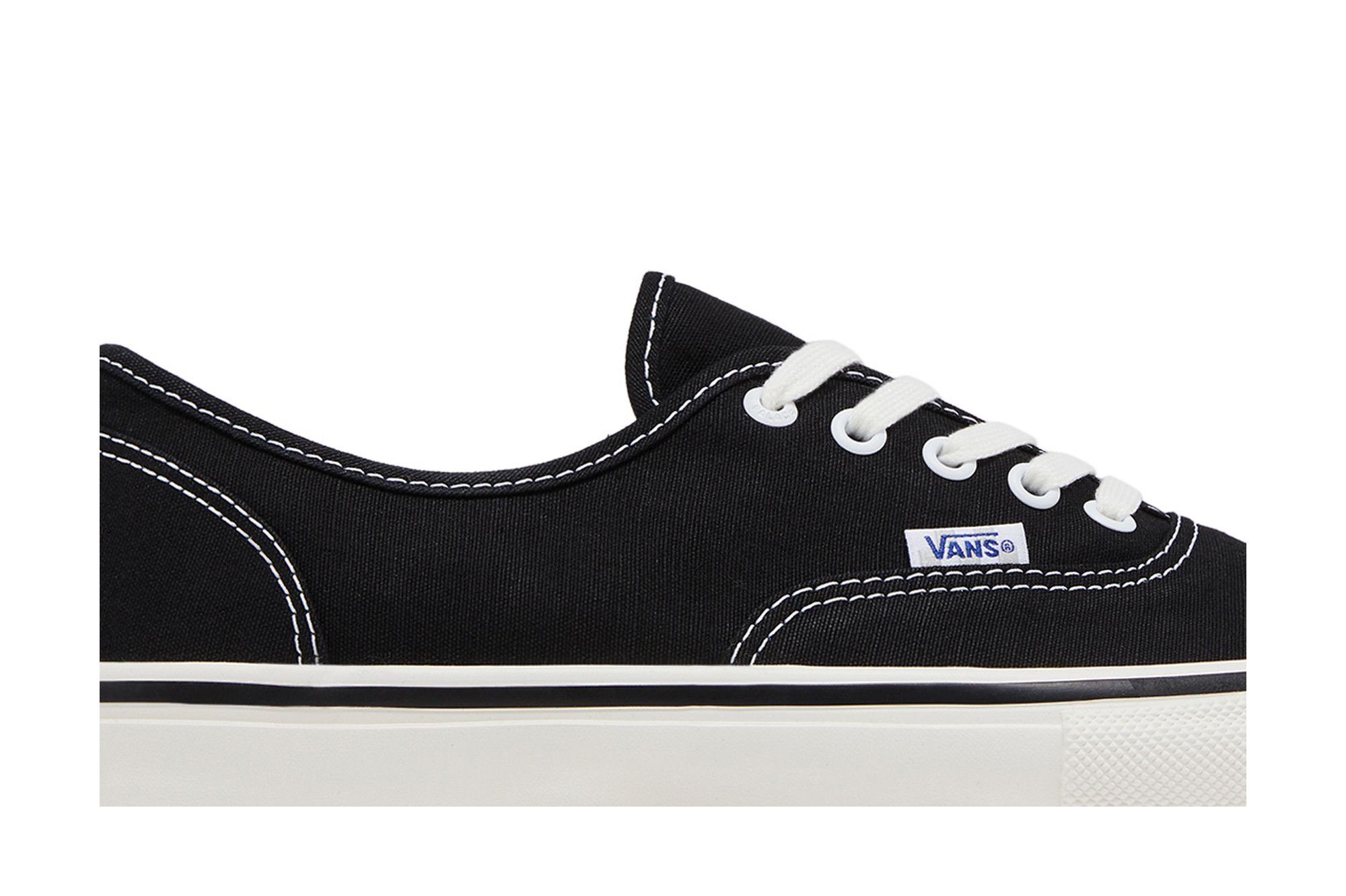 Palace Vans Skate Authentic 'Black White' 圖 2