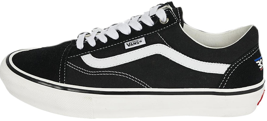Palace x Vans Skate Old Skool 'Hitam Putih' VN0A5KRXBA2 Buy Palace x Vans Skate Old Skool 'Hitam Putih' VN0A5KRXBA2