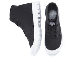Palladium Blanc Hi ''Hitam dan Putih'' 72886-009-M Lookbook Palladium Blanc Hi ''Hitam dan Putih'' 72886-009-M