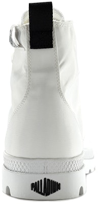 팔라디움 모노 크롬 III '화이트 캔버스 하이탑' 77077-116-M Lookbook 팔라디움 모노 크롬 III '화이트 캔버스 하이탑' 77077-116-M