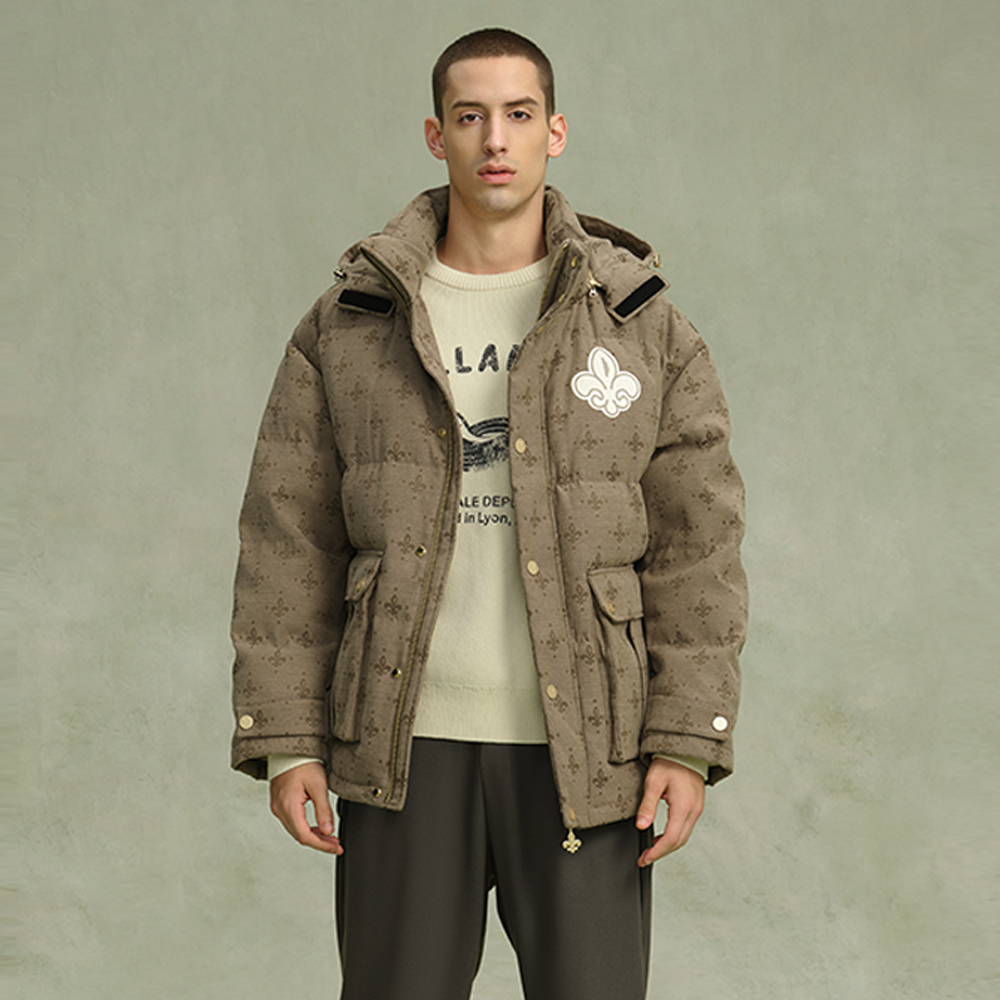 Purchase Palladium Monogram印花紫羅蘭羽絨連帽長外套（男女適用）。 108858