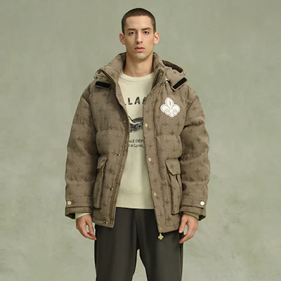 Palladium Monogram印花紫羅蘭羽絨連帽長外套(男女適用)。 108858 Purchase Palladium Monogram印花紫羅蘭羽絨連帽長外套(男女適用)。 108858