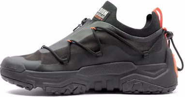 Shop Palladium Off-Grid Lo Zip WP+ Black/Black Casual Shoes Black 79112001