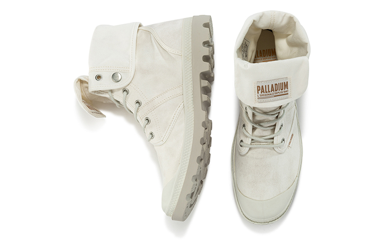 Shop Palladium Pallabrouse '白色帆布' 75534-051-M