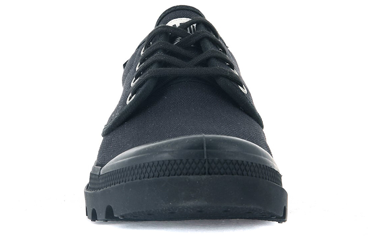 Shop Palladium Pallabrousse Oxford '黑色帆布' 00068-001-M