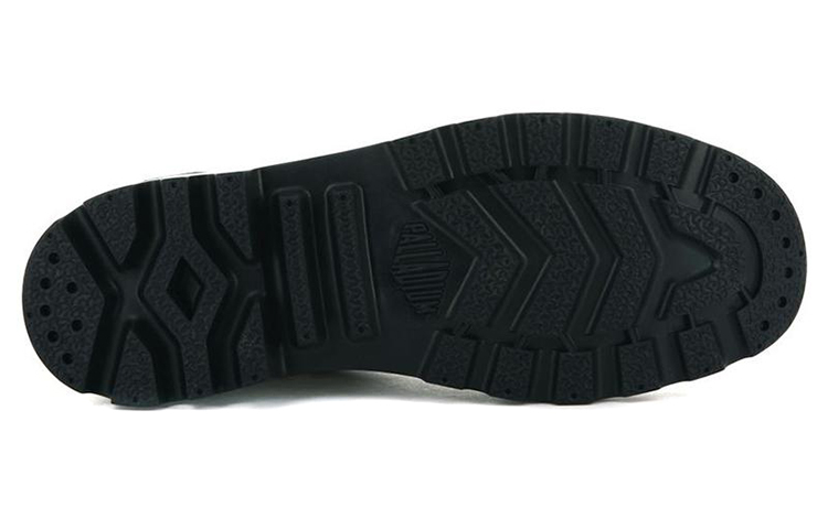 Shop Palladium Pampa Chelsea Ess 高筒戶外靴 棕色 76893-248-M